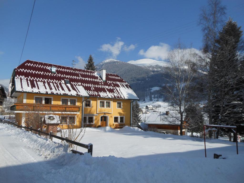 Gaestehaus Macheiner Lessach Oberdorf Exterior photo