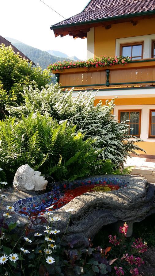 Gaestehaus Macheiner Lessach Oberdorf Exterior photo